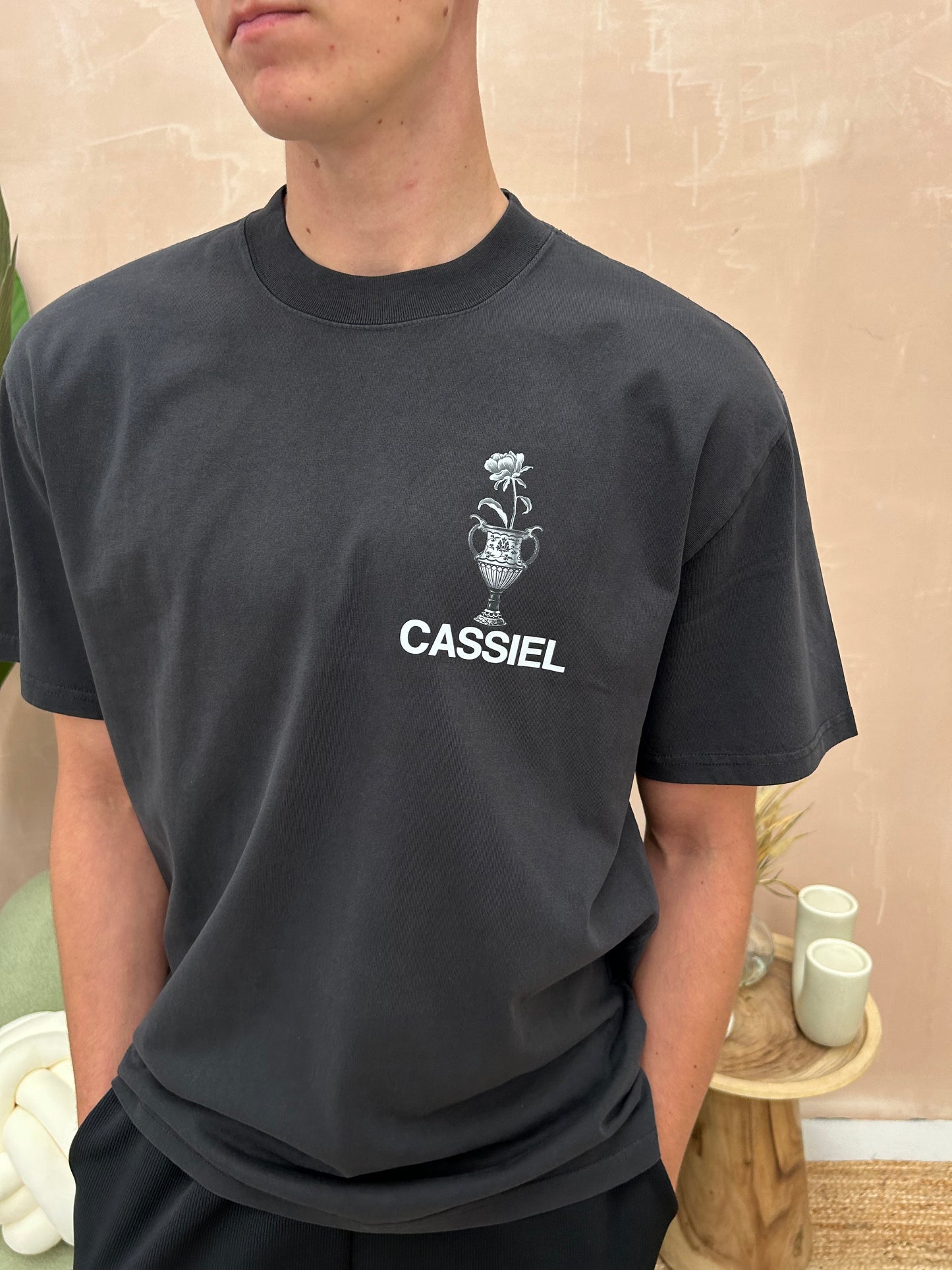 Cassiel Vase Back Print Faded Black Tee