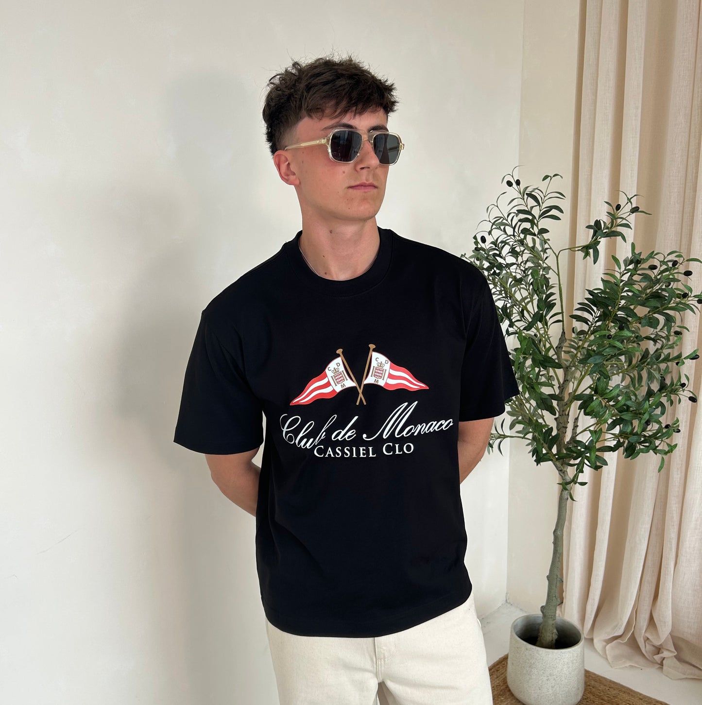 Cassiel Club De Monaco Box Black Tee