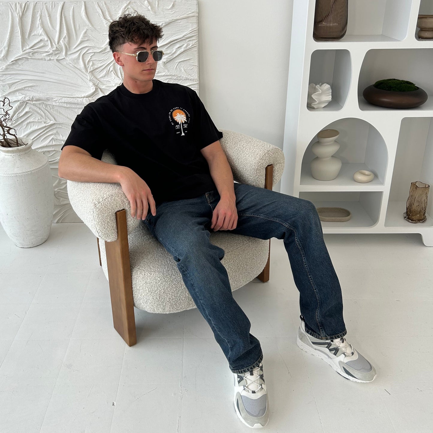 Cassiel Mi Casa Box Black Tee