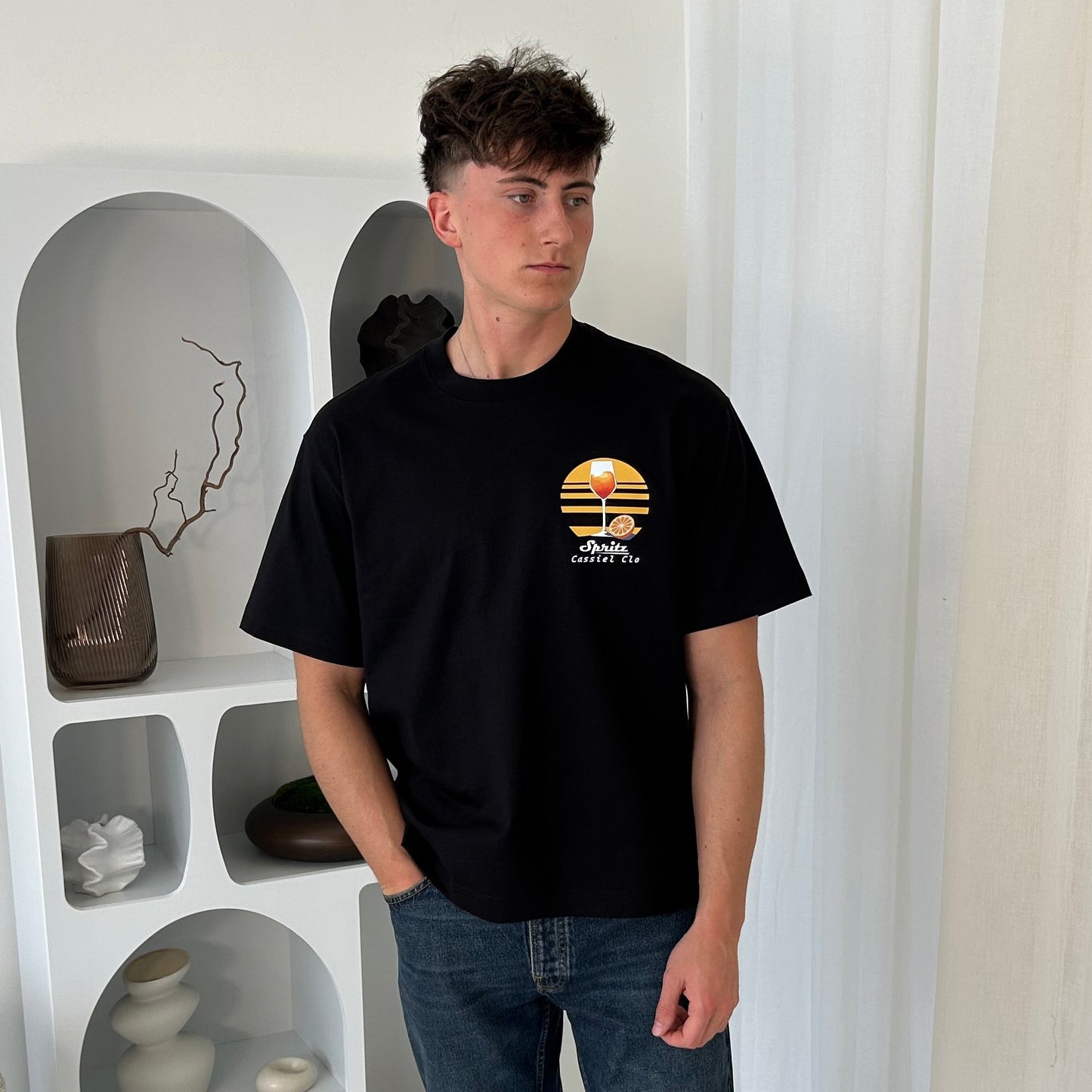Cassiel Spritz Box Black Tee